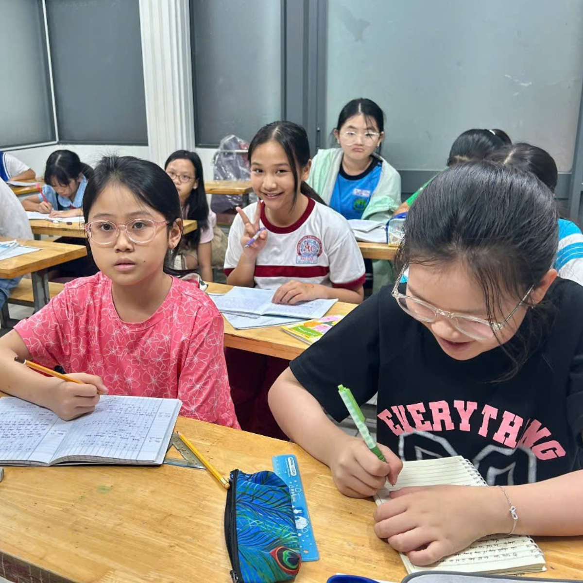 Trang chủ 12 2712 HANH HSINH 4