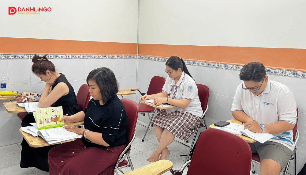 Lớp học tiếng Anh giao tiếp quận Gò Vấp 3 lop hoc tieng anh giao tiep quan go vap 03 1